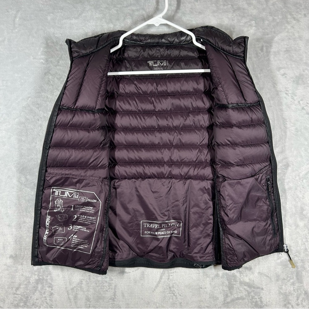 Tumi Pax Puffer Vest L Black Full Zip Down Feather Travel Packable Pillow Womens - Picture 2 of 9